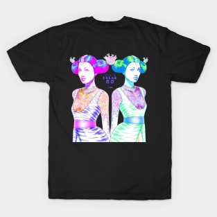 queen8 T-Shirt